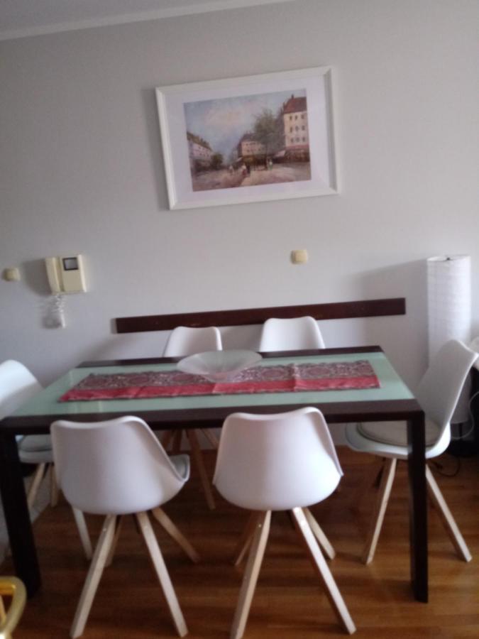 Apartman Laura Galileo Blizu Centra I Plaze Makarska Exterior photo